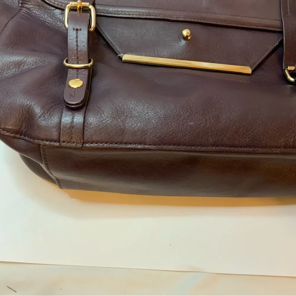 TRE VERO Purple Leather  Hobo Handbag Purse Bag-VERY NICE